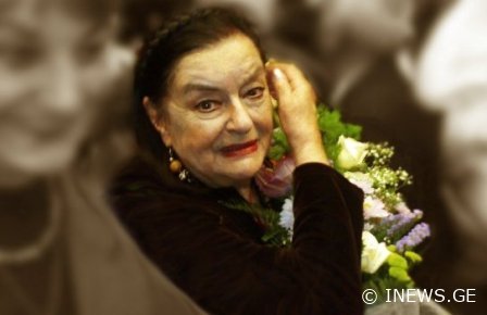 "დედას ბოდიშს მოვუხდიდი, ამას არ ვეუბნებოდი ხშირად" - მედეა ჩახავას 102 წელი შეუსრულდებოდა