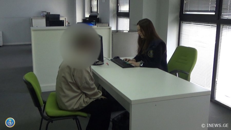 "ორსულებთან გარიგებაში შედიოდა და 237 000 ლარი მიითვისა“, - შინაგან საქმეთა სამინისტრო განცხადებას ავრცელებს