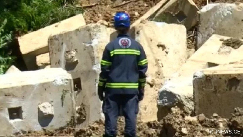 რას ამბობენ ადგილობრივები მწყემსზე, რომელიც მეწყერმა მოიყოლა