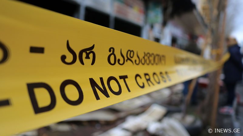 გომის მთაზე ტურისტებით სავსე მიკროავტობუსი ამოტრიალდა - რა ვითარებაა ამ დროისთვის ადგილზე