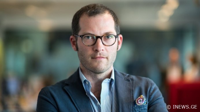 გერმანული გაზეთი Bild-ი რედაქტორებს ხელოვნური ინტელექტით ჩაანაცვლებს