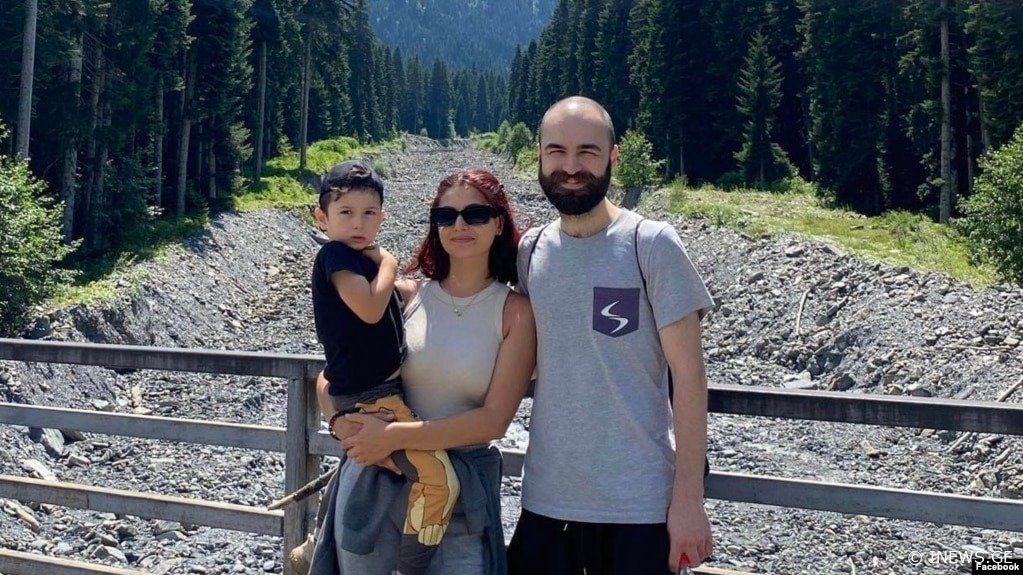 "გადარჩენა დაგვამადლეს, მატყუარებიც გვიწოდეს" - მეწყერში მოყოლილმა კობახიძეს უპასუხა