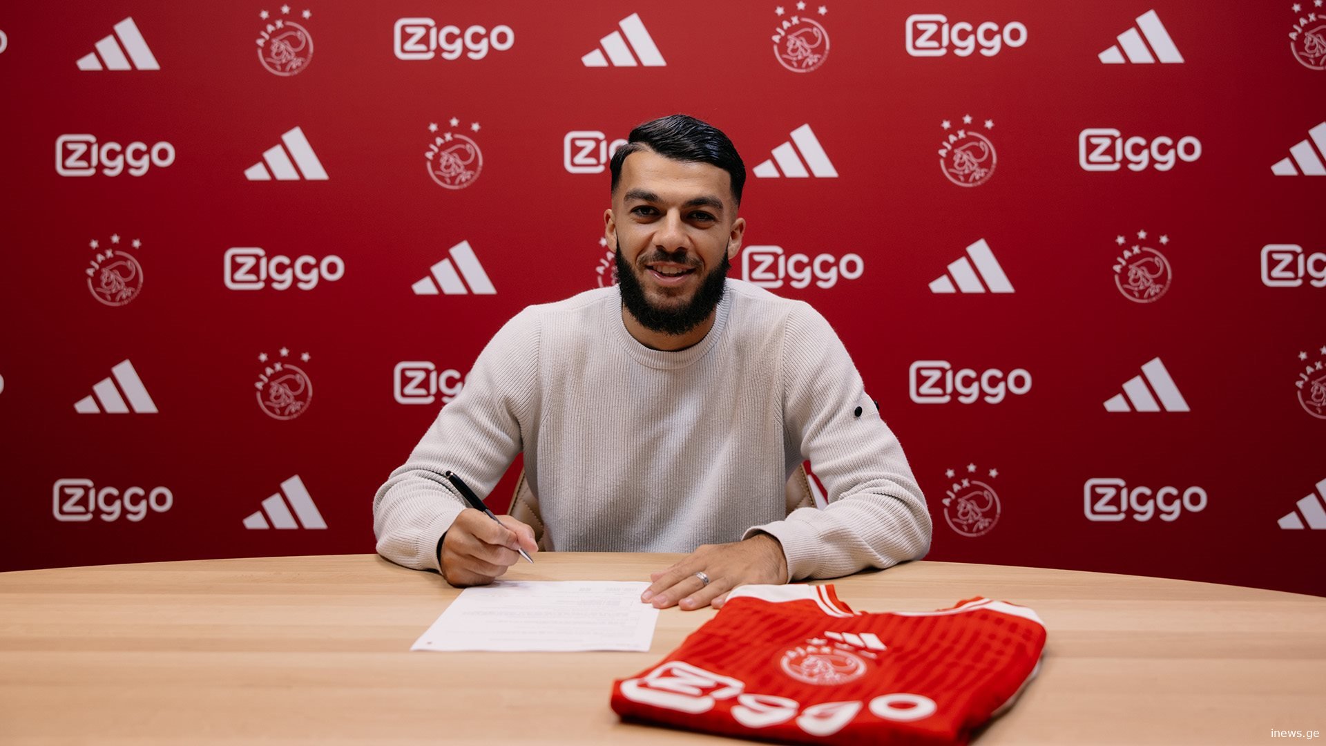 "აიაქსის მწვრთნელმა დამირეკა და ტაილანდთან პოკერი მომილოცა" - მიქაუტაძე