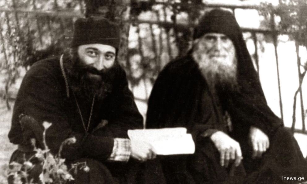 "სიგიჟესაც დაგაბრალებენ, მრუშობასაც, მაგრამ..." - როგორ არიგებდა მამა გაბრიელი ბერ ნიკოლოზ მაქარაშვილს