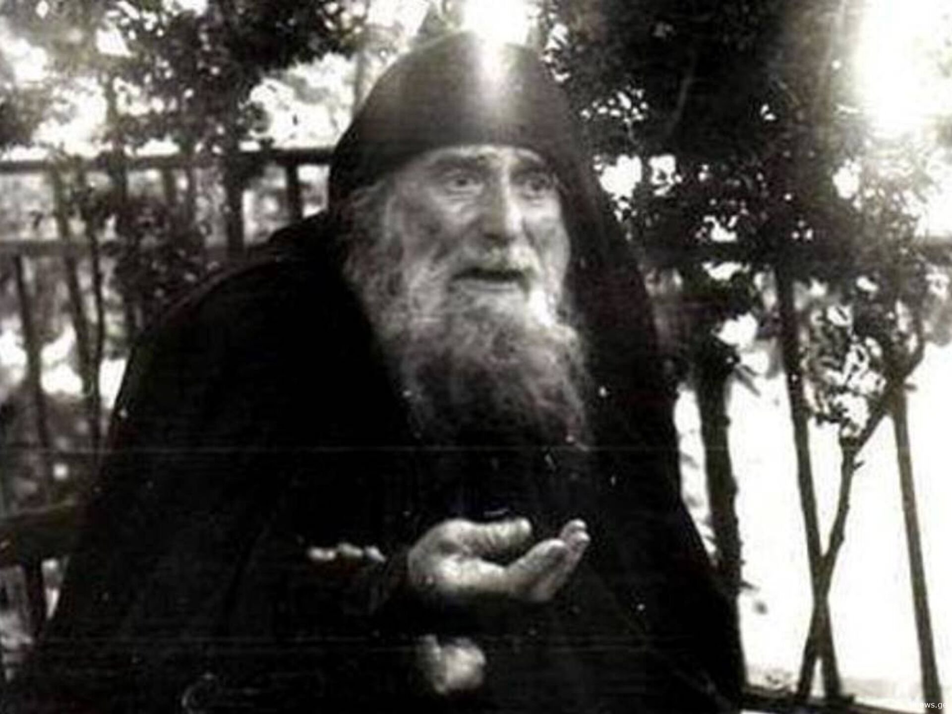 „მოვა დრო და როცა ივერის ღვთისმშობლის ხატი ათონის მთას დატოვებს, ხატს საქართველოში ბერი ნიკოლოზი შემოუძღვება" - მამა გაბრიელის წინასწარმეტყველება