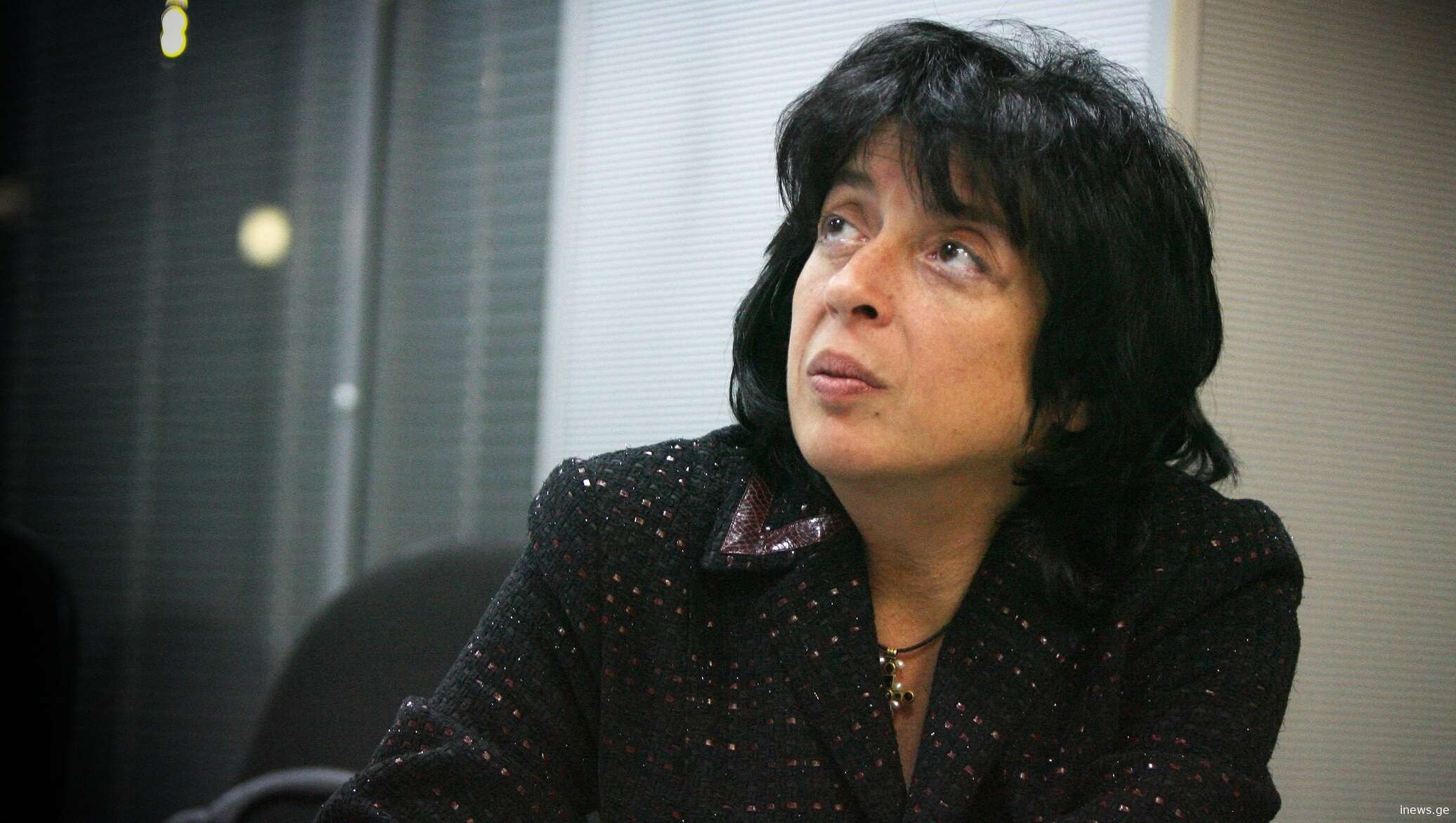 "მოვიძურწები სახლის სადარბაზოსკენ და უკნიდან მესმის"- რა შეემთხვა ირინა სარიშვილს