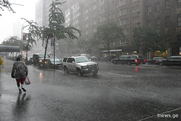ასეთი არეული ამინდი ამ დროს იშვიათად ყოფილა - სინოპტიკოსები 22 ივლისამდე მოსალოდნელი ამინდის შესახებ გვაფრთხილებენ
