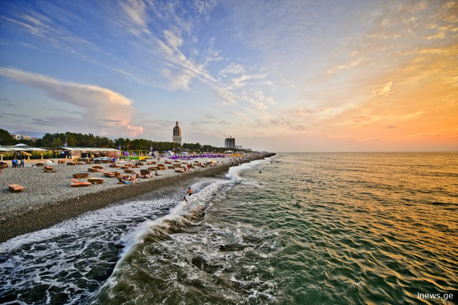 თუ ზღვაზე ხართ, თბილი ტანსაცმელი იყიდეთ - რა ინფორმაცია ვრცელდება ამინდთან დაკავშირებით