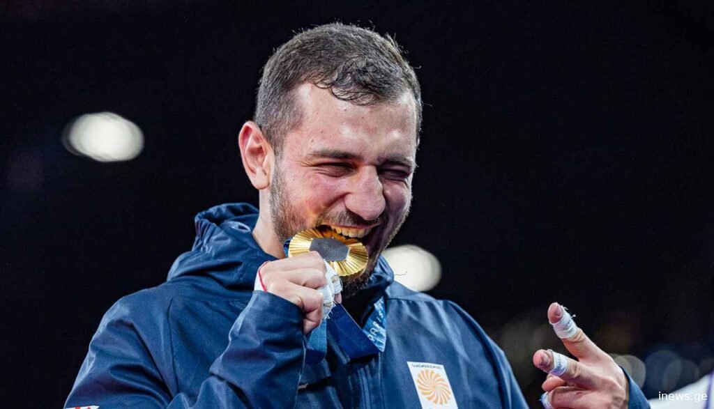 "ვაზარით რომ ვაგებდი, მამაჩემმა დამიძახა და ეს მითხრა", - რას იხსენებს ლაშა ბექაური