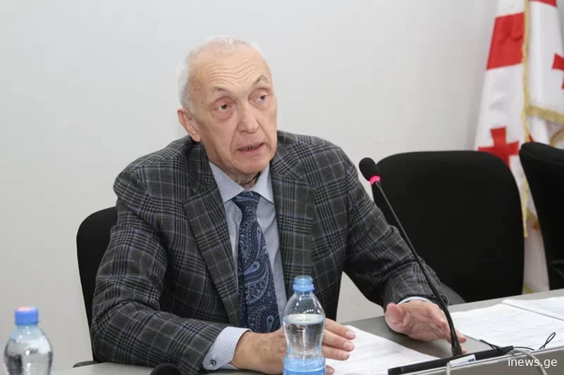 „რასაც ახლა ვწერ, მისთვის არასდროს მითქვამს“, - უცნობი ფაქტები თენგიზ ცერცვაძეზე