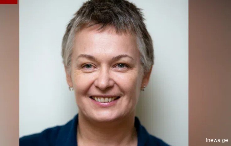 "ყო­ფი­ლი პირ­ვე­ლი ლედი შეყ­ვა­რე­ბუ­ლია..." - სად გაქრა სანდრა რულოვსი და რა სიახლეა მის პირად ცხოვრებაში