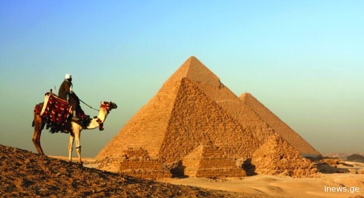 წარმოუდგენელი აღმოჩენა! არქეოლოგებმა ეგვიპტის უდაბნოში 5,000 წლის წინანდელი თვითმფრინავი იპოვეს, რომელიც დამარხული იყო