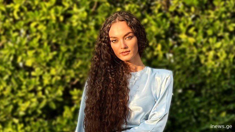 ვინ არიან ნანუკა სტამბოლიშვილის მშობლები და როგორ გამოიყურება მსახიობის უსიმპათიურესი ძმა – ნახეთ ნანუკას ბევრისთვის უცნობი ამბები