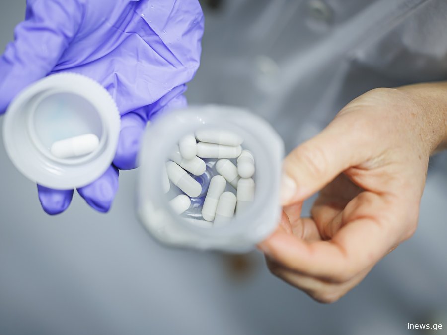 ლოზანის საავადმყოფო წამალს ფეკალური ბაქტერიებისგან ამზადებს