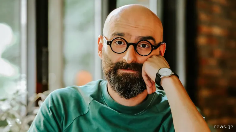 "მადლობა ვთქვათ, რომ მაკაროვის იარაღის ნაცვლად ხელში კვერცხები უჭირავთ", - დათო გორგილაძე