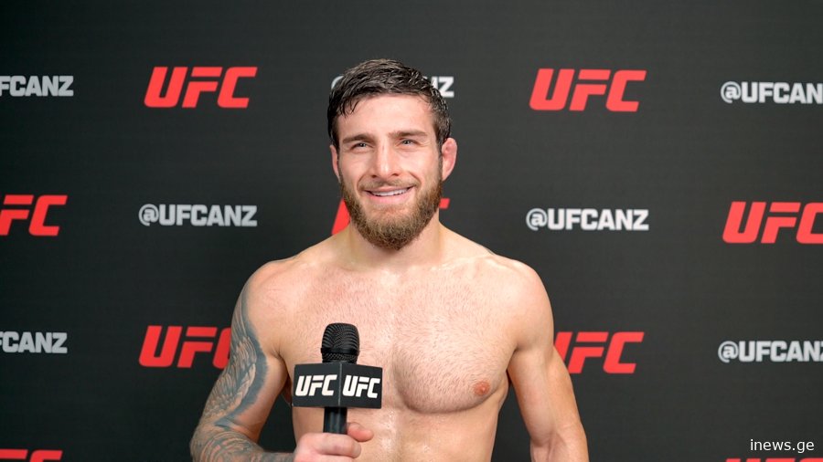 ცნობილია რამდენი გამოიმუშავა ალექსანდრე თოფურიამ სადებიუტო ბრძოლაში გამარჯვებით