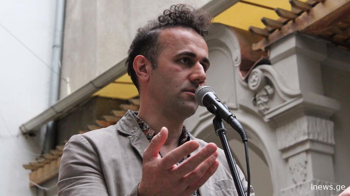 ნაცემი მიშა ანდღულაძე!-რა გახდა ჩხუბის მიზეზი და რატომ შემოელახათ იუმორისტი?