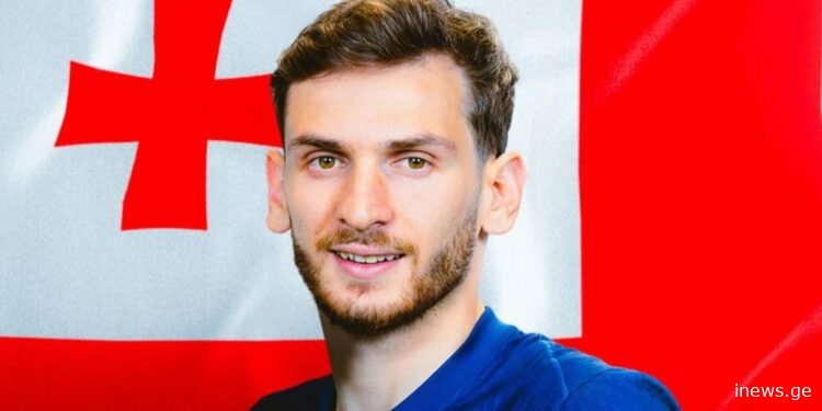 ხვიჩა კვარაცხელიამ ლუის ენრიკე გაკვირვებული დატოვა – რამ გააოცა პსჟ-ს მწვრთნელი და რას არ ელოდა ქართველისგან ?