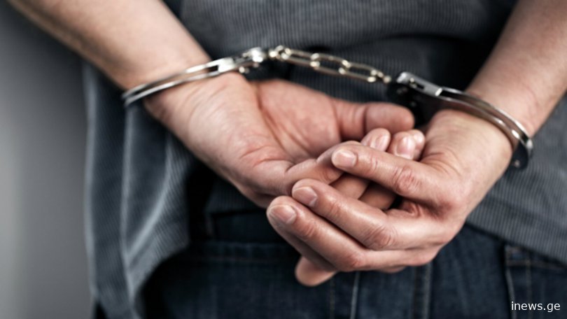 კახეთში მამაკაცმა მეგობარი ქალის არასრულწლოვანი შვილები გააუპატიურა – ერთ-ერთ გოგონას მოძალადისგან შვილი გაუჩნდა