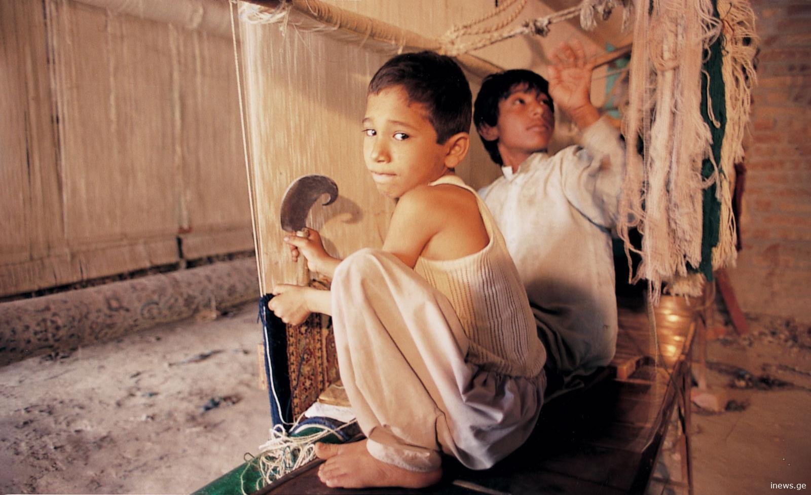 ძმის ქორწილის გამო გაყიდული პატარა ბიჭის ამბავი, რომელმაც მსოფლიო შეძრა