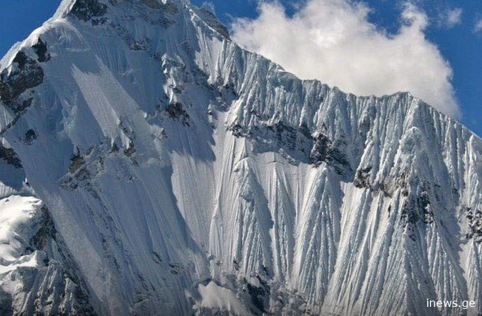 მთელ მსოფ­ლი­ო­ში 2 მი­ლი­არ­დი ადა­მი­ა­ნის­თვის საკ­ვე­ბი­სა და წყლის მო­მა­რა­გე­ბას უქ­მნის საფრ­თხეს, რად­გან დნო­ბის ამ­ჟა­მინ­დელ "უპ­რე­ცე­დენ­ტო" ტემპს არაპ­როგ­ნო­ზი­რე­ბა­დი შე­დე­გე­ბი ექ­ნე­ბა