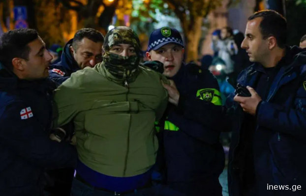 შსს-ს ინფორმაციით, რუსთაველის გამზირზე ორი პირი ადმინისტრაციული წესით დააკავეს