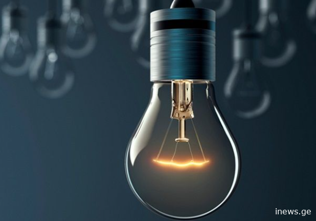 „კინოში უფრო ხშირად ბოროტ პერსონაჟებს მათამაშებენ, თეატრში - კეთილს“