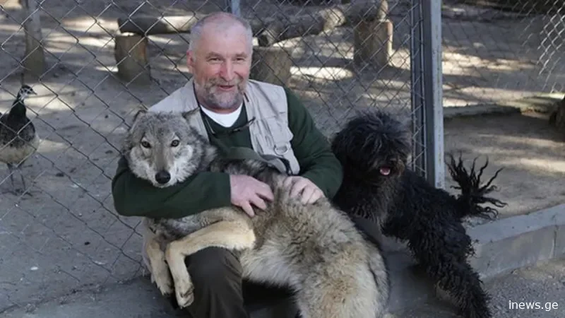 დაუსვი შეკითხვა ზოოპარკის დირექტორს ზურაბ გურიელიძეს
