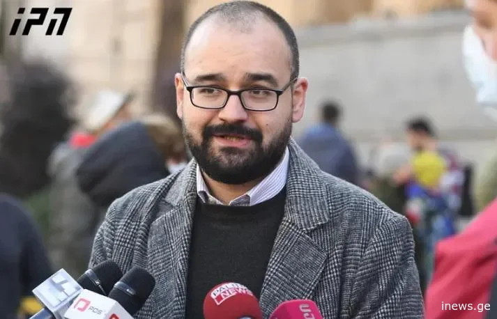 "რამდენიმე ძლიერი დარტყმა მომაყენა თავის არეში - ეს პირი იდენტიფიცირებულია" - გრიგოლ გეგელია