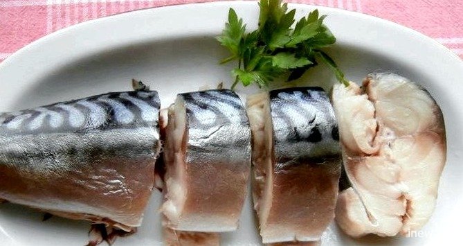 „აუმჯობესებს მხედველობას, მეხსიერებას“ - და კიდევ რამდენიმე მიზეზი, თუ რატომ უნდა მიირთვათ სკუმბრია