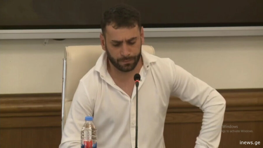 "მეგის ქარდავამ სისხლის გუბესთან დამადებინა თავი და მითხრა, ამელოკა" - რას ჰყვება გიორგი ხოჭავა