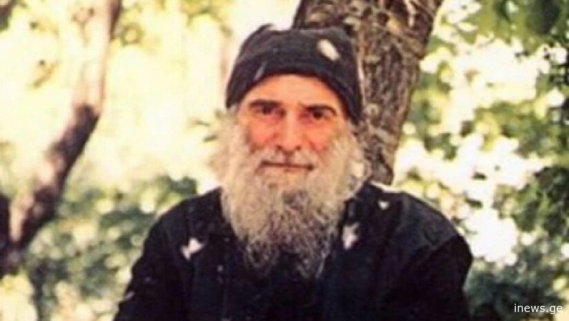 ეს ბევრმა არ იცის: თუ ლოცვას სწრაფად კითხულობ - მამა გაბრიელის ეს რჩევა გაითვალისწინე