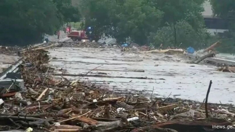 25 ბავშვს ამ დრომდე ეძებენ... - ტეხასში წყალდიდობის შედეგად დაღუპულთა რიცხვი გაიზარდა