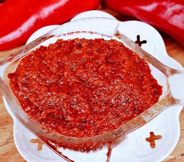 აჯიკა ჭარხლითა და სტაფილოთი - შეგიძლიათ მიირთვათ მარტო პურთანაც კი